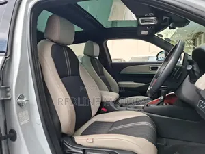 Honda Vezel 1.5 Hybrid 2WD 2021 Silver