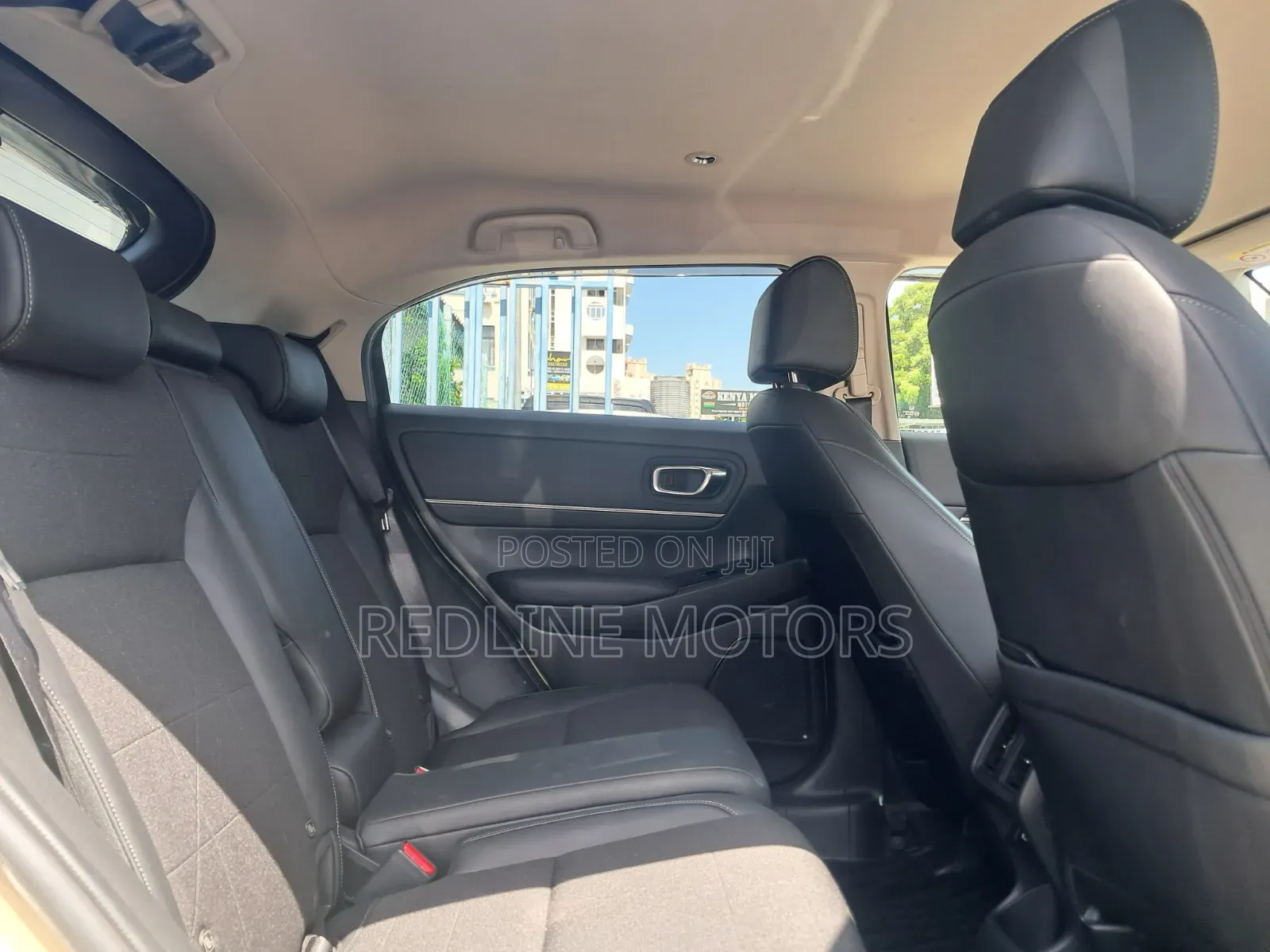 Honda Vezel 1.5 Hybrid 4WD 2021 Beige