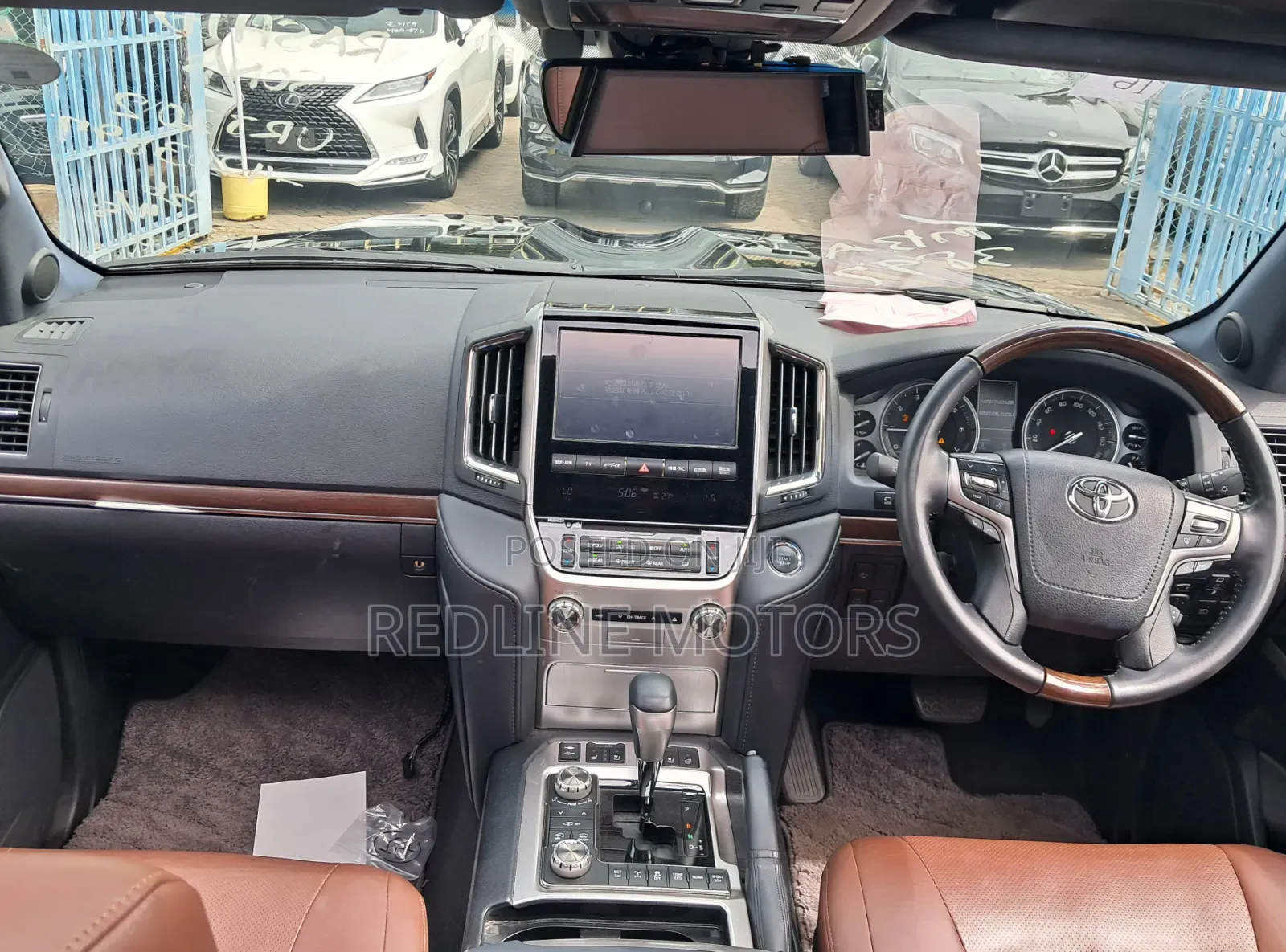Toyota Land Cruiser 4.6 V8 ZX 2020 Black