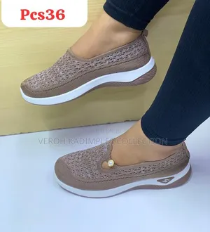 Ladies Breathable Rubbers