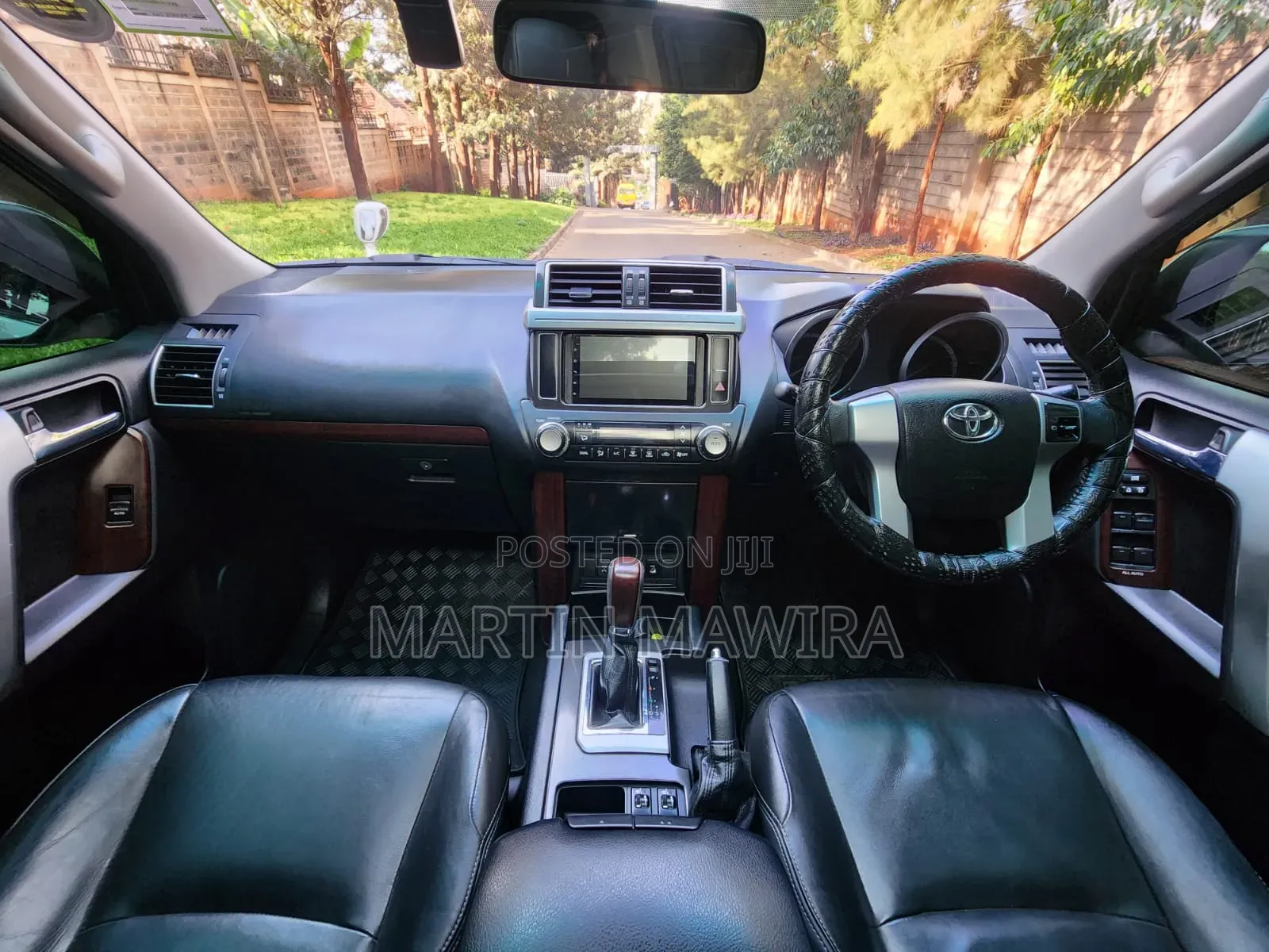 Toyota Land Cruiser Prado 2017 White