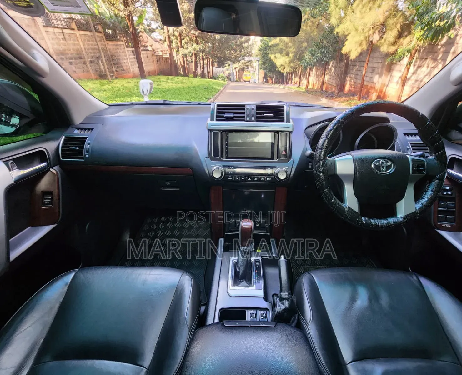 Toyota Land Cruiser Prado 2017 White