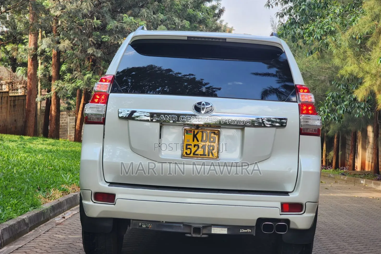 Toyota Land Cruiser Prado 2017 White