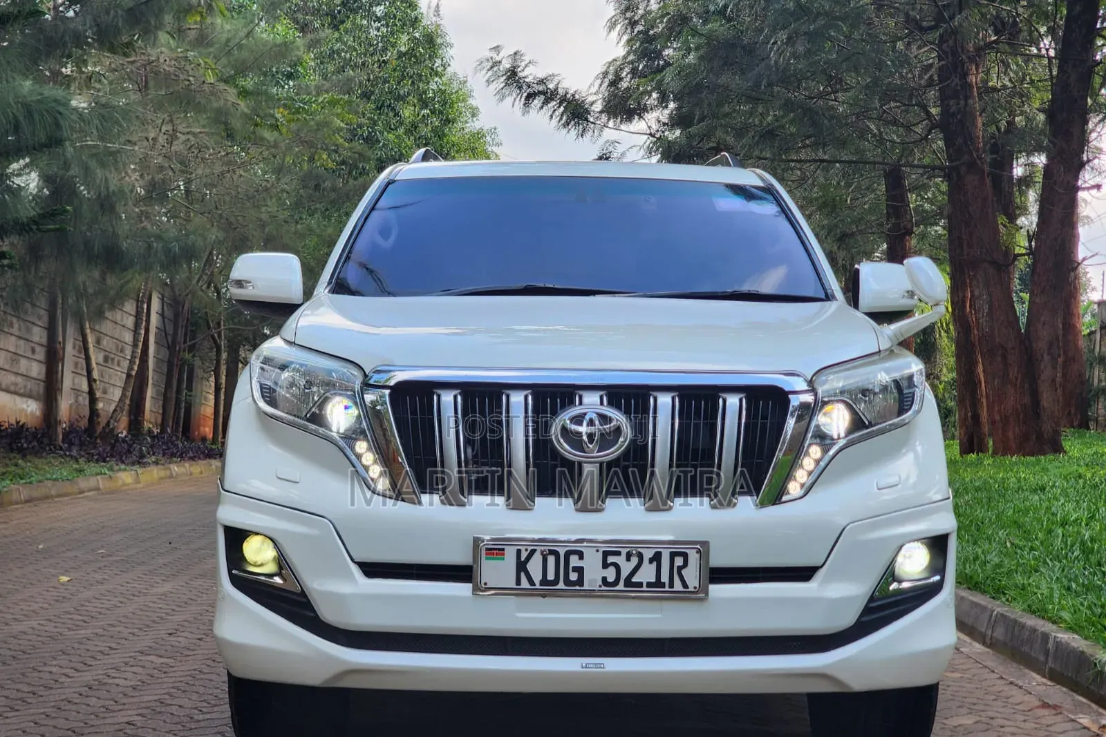 Toyota Land Cruiser Prado 2017 White
