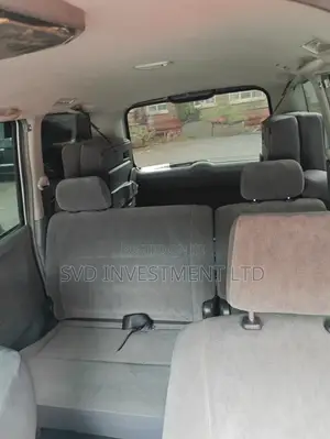 Toyota Voxy 2005 Silver