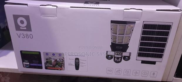 4g 3in 1 Solar Flood Light CCTV Camera - thumbnail 2