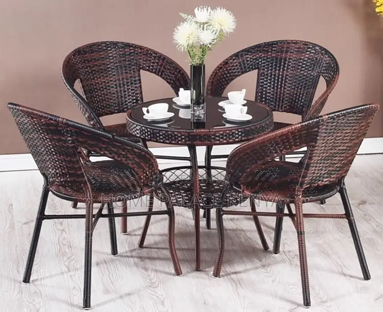 Outdoor Set: 4 Person Rattan Set With Round Glass Table
