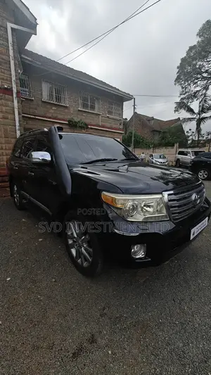 Toyota Land Cruiser 2016 Black
