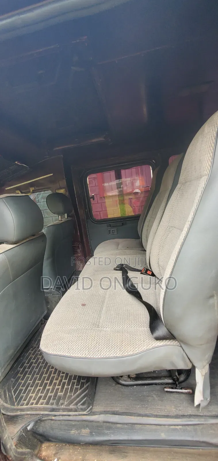 Toyota Land Cruiser 2000 Maroon