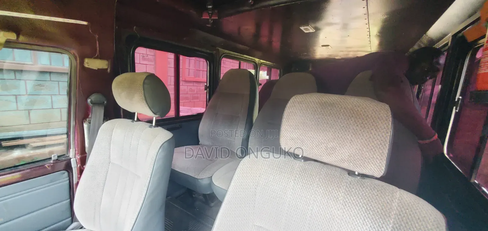 Toyota Land Cruiser 2000 Maroon