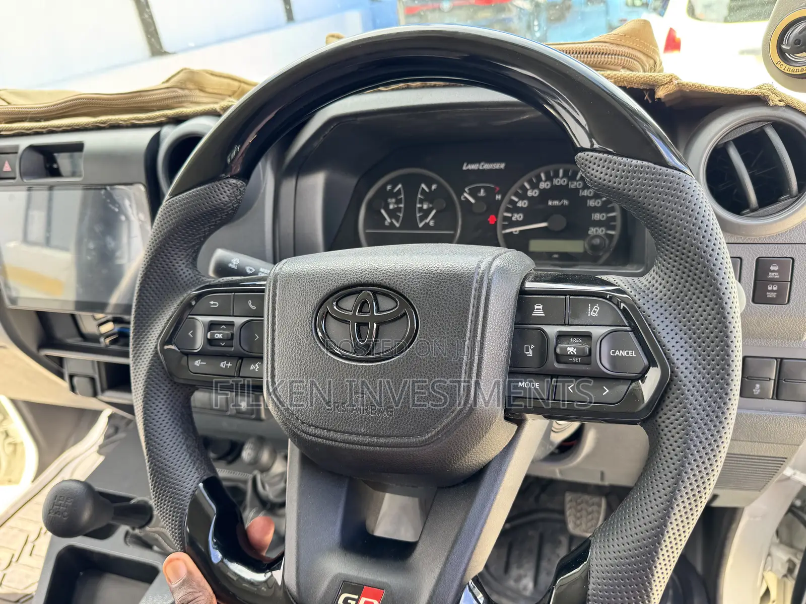 Toyota Land Cruiser 2020 White