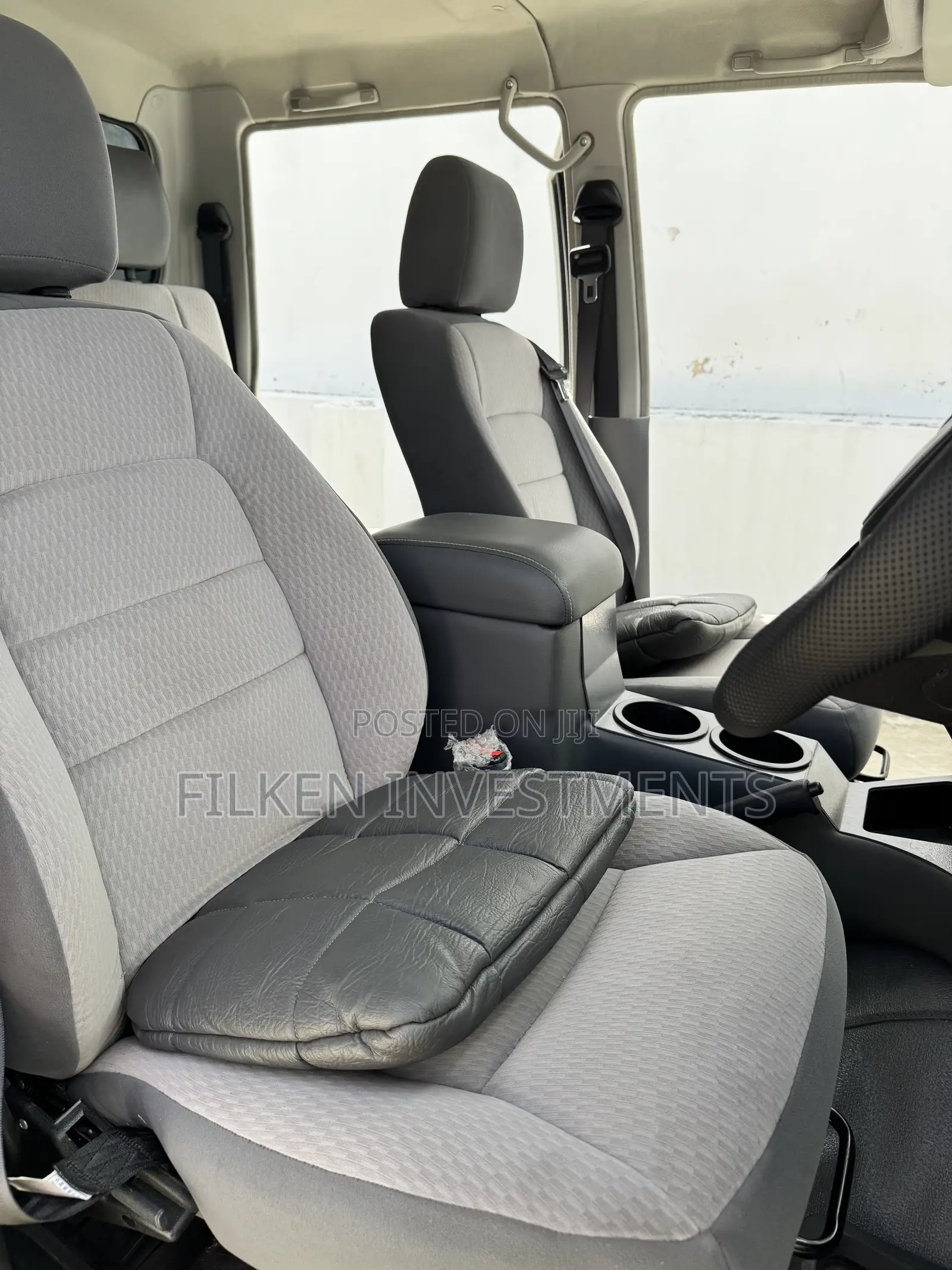 Toyota Land Cruiser 2020 White