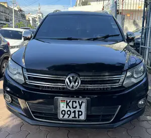 Volkswagen Tiguan S 4Motion 4dr SUV AWD (2.0L 4cyl Turbo 6A) 2014 Black