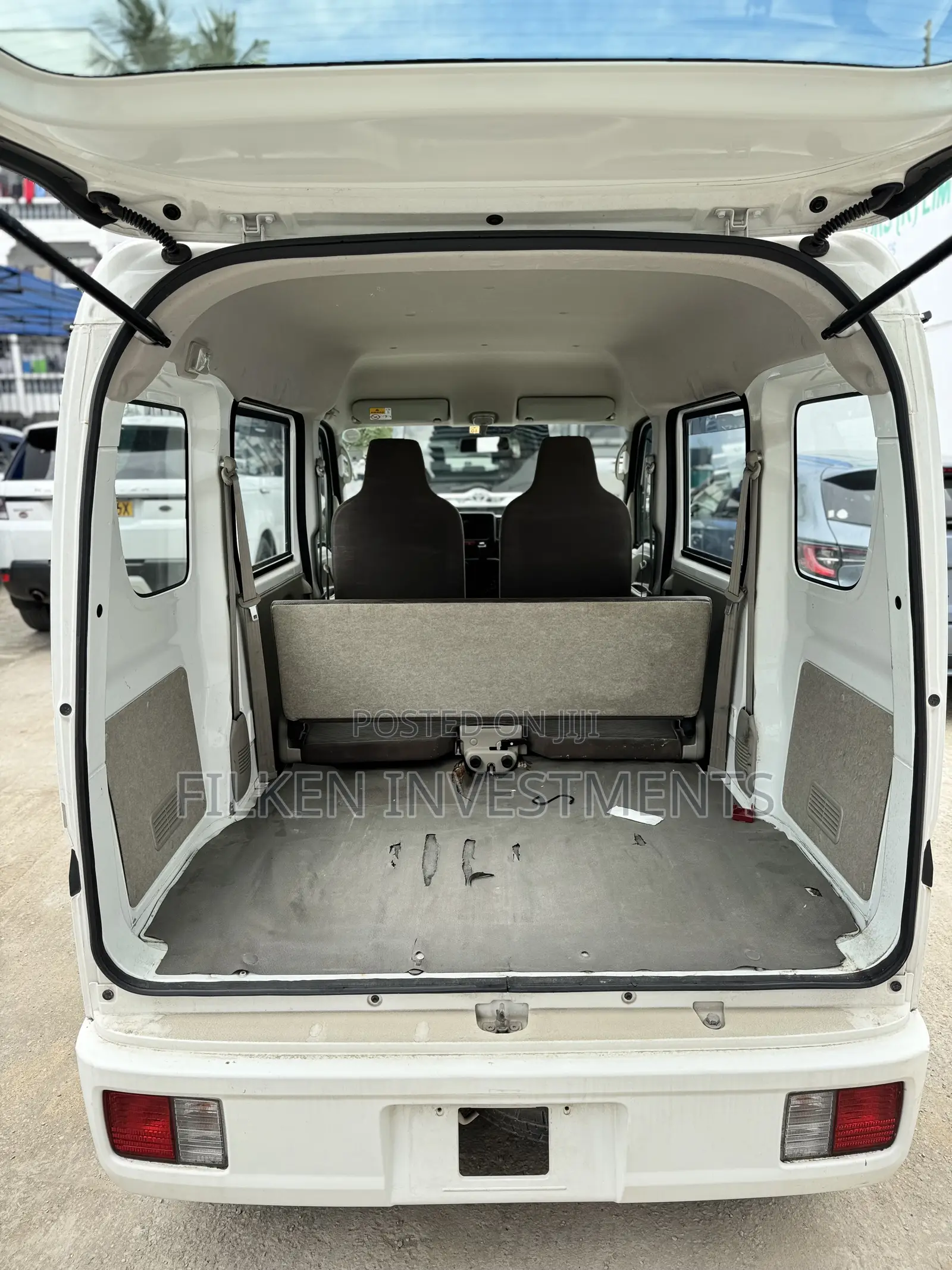 Suzuki Every Wagon 2019 White