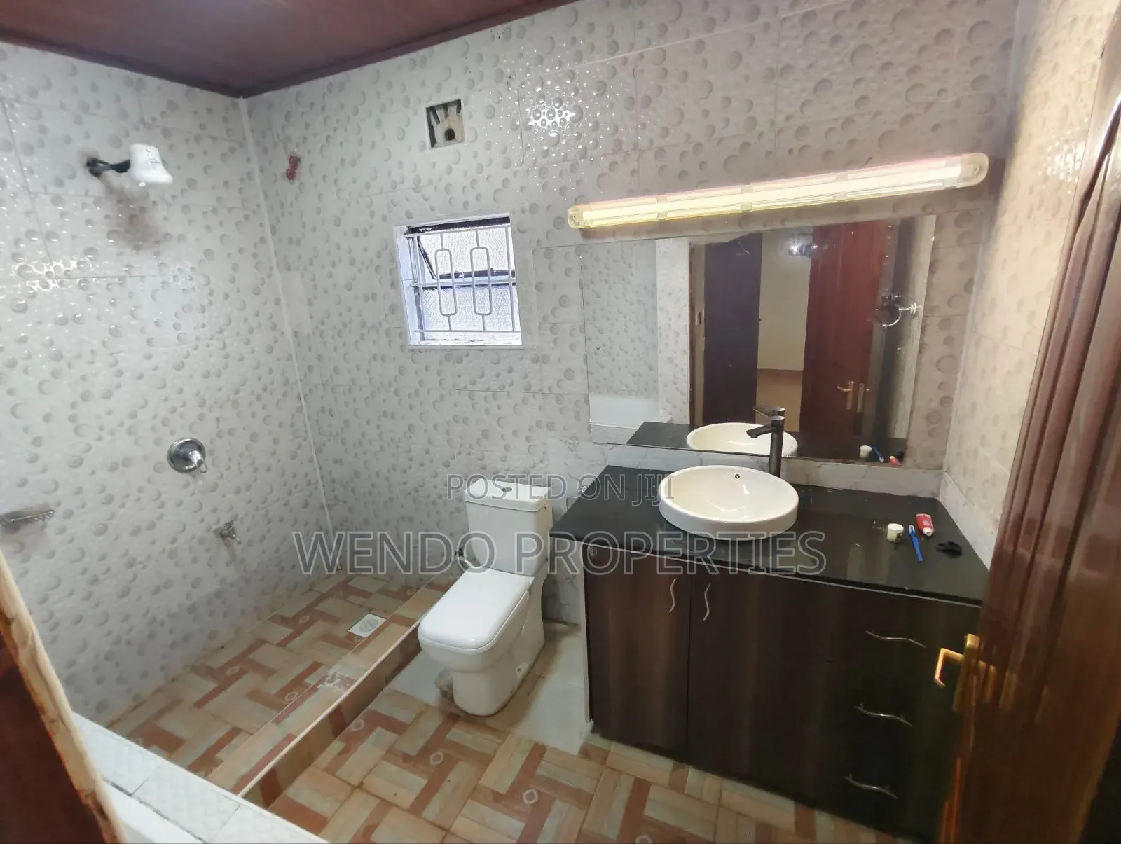 3bdrm Bungalow in Karen C for rent