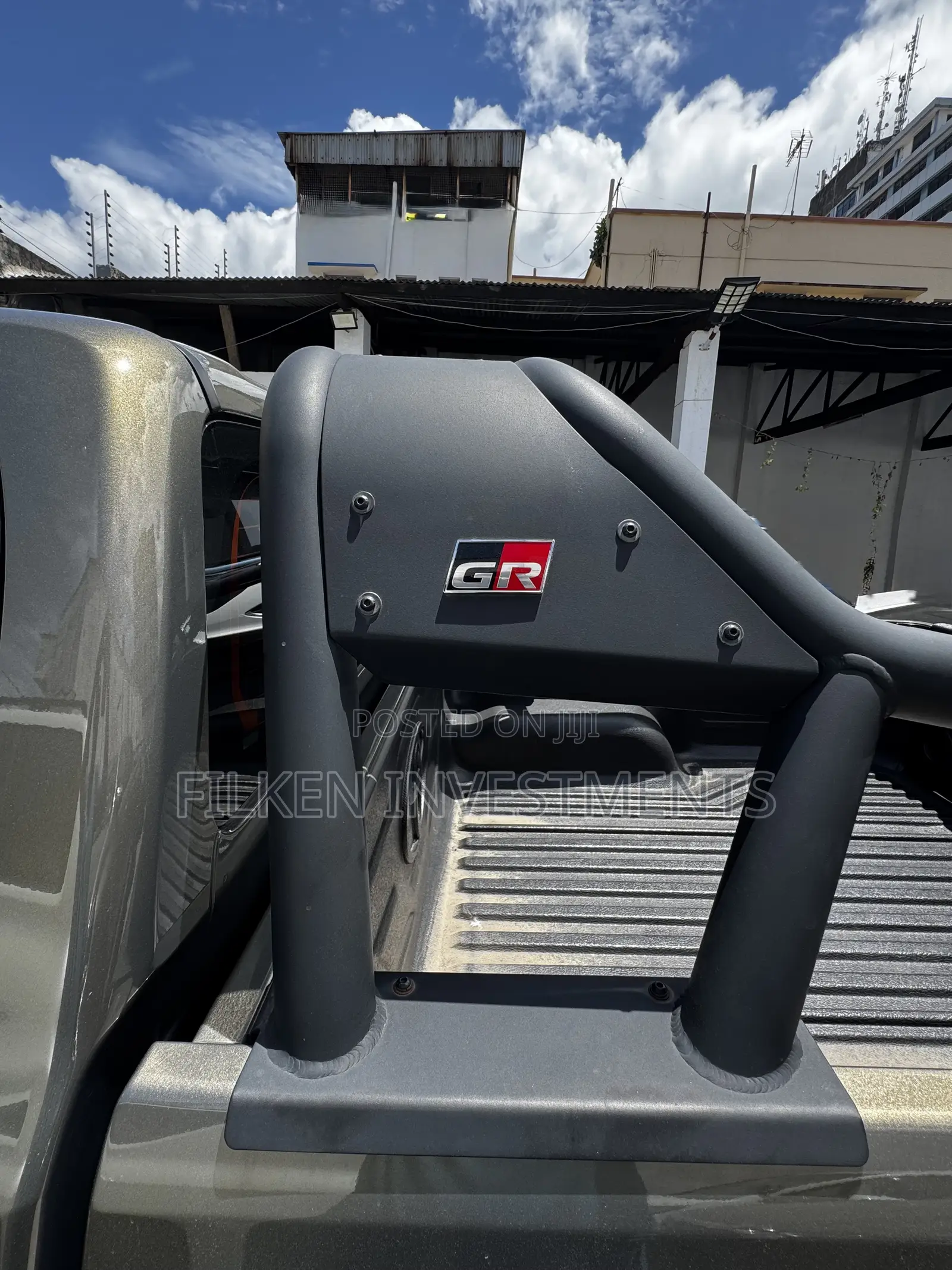 Toyota Hilux Revo Double Cab Deisel 2.8 AWD 2021 Ivory