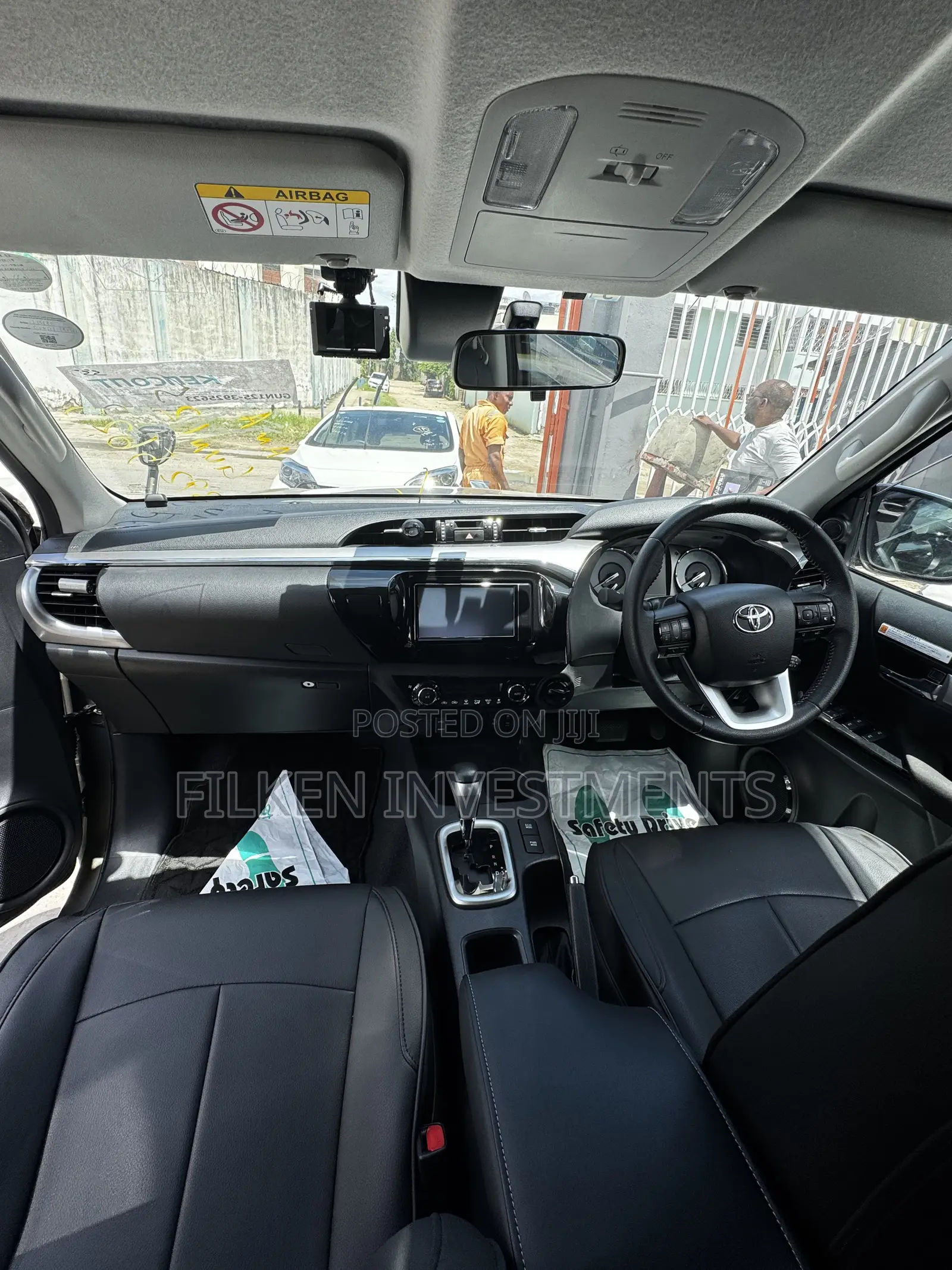 Toyota Hilux Revo Double Cab Deisel 2.8 AWD 2021 Ivory