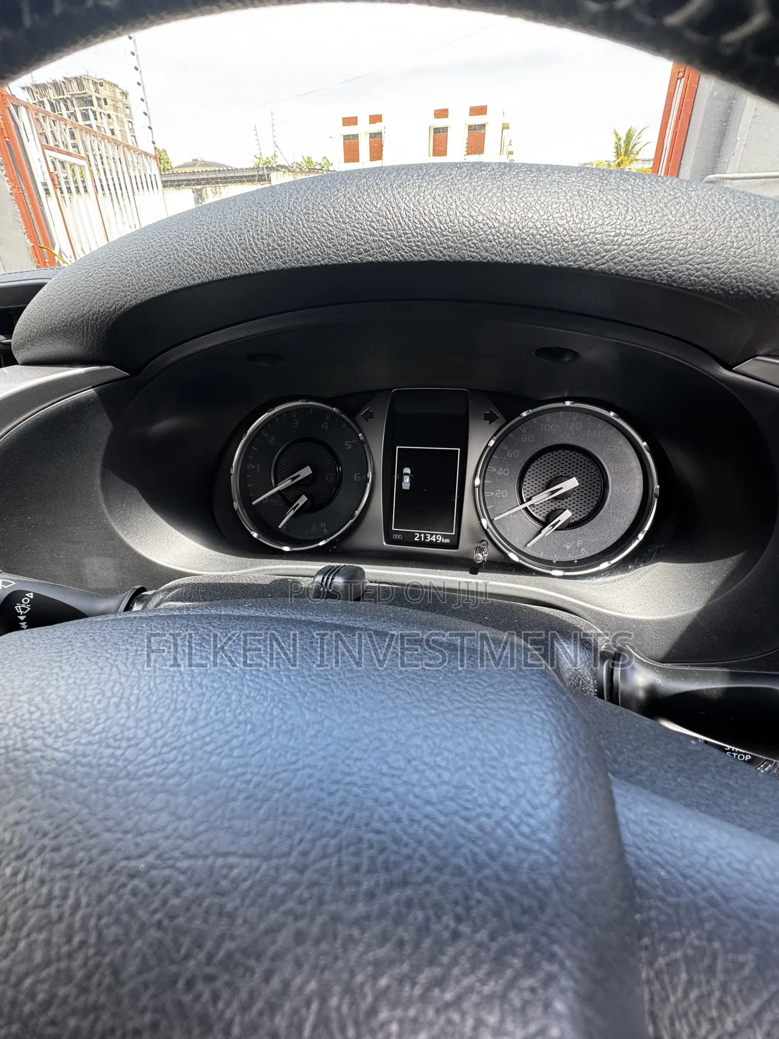 Toyota Hilux Revo Double Cab Deisel 2.8 AWD 2021 Ivory
