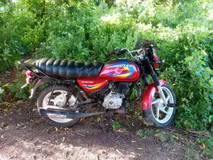 Bajaj Boxer 125 2019 Red