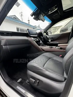 Toyota Harrier 2.5 Hybrid 4WD 2021 White
