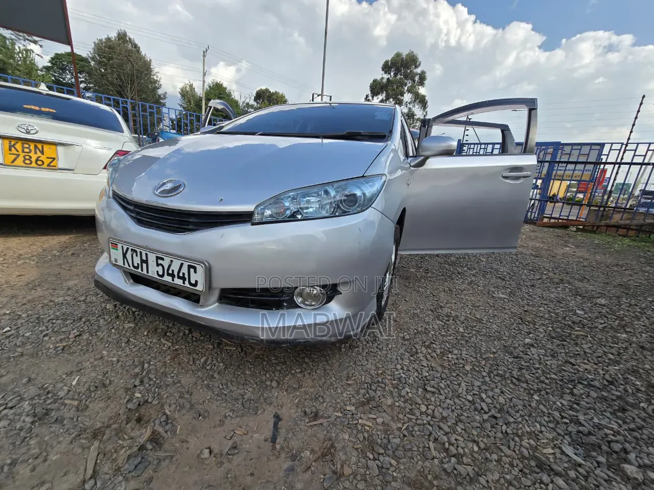 Toyota Wish 2010 Silver