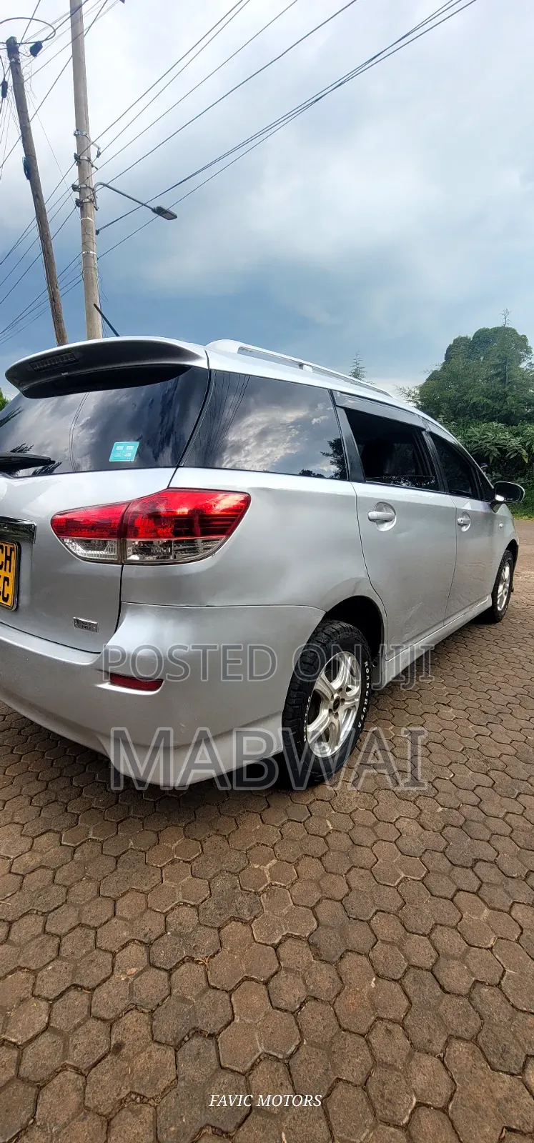 Toyota Wish 2010 Silver