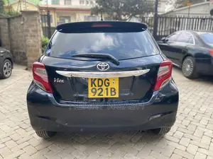 Toyota Vitz 2014 Black