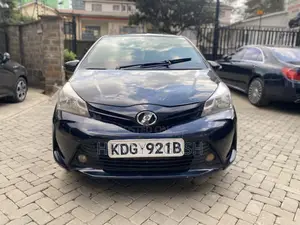 Toyota Vitz 2014 Black