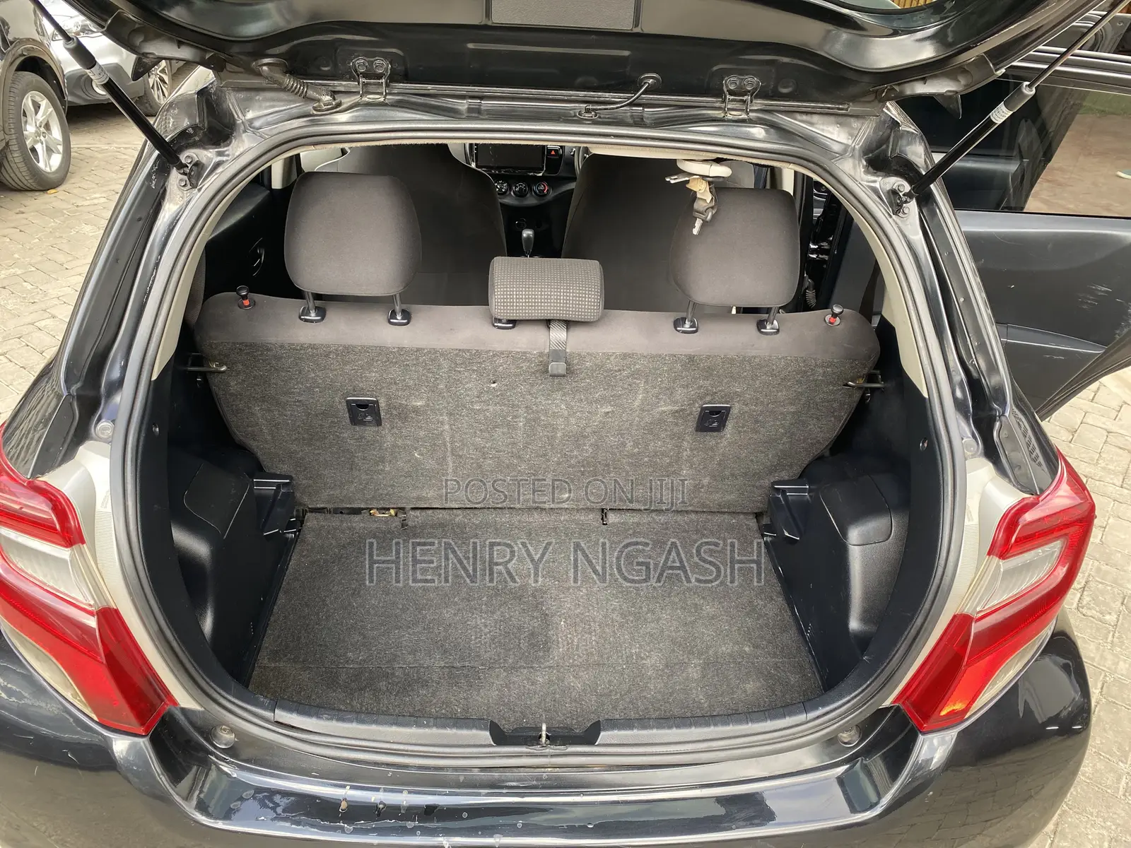 Toyota Vitz 2014 Black