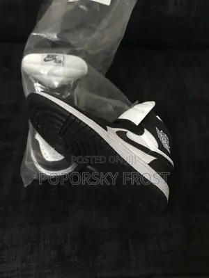 Air Jordan Sneaker