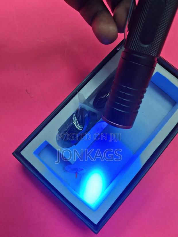 Professional Forensic Uv Flashlight 365nm - thumbnail 4