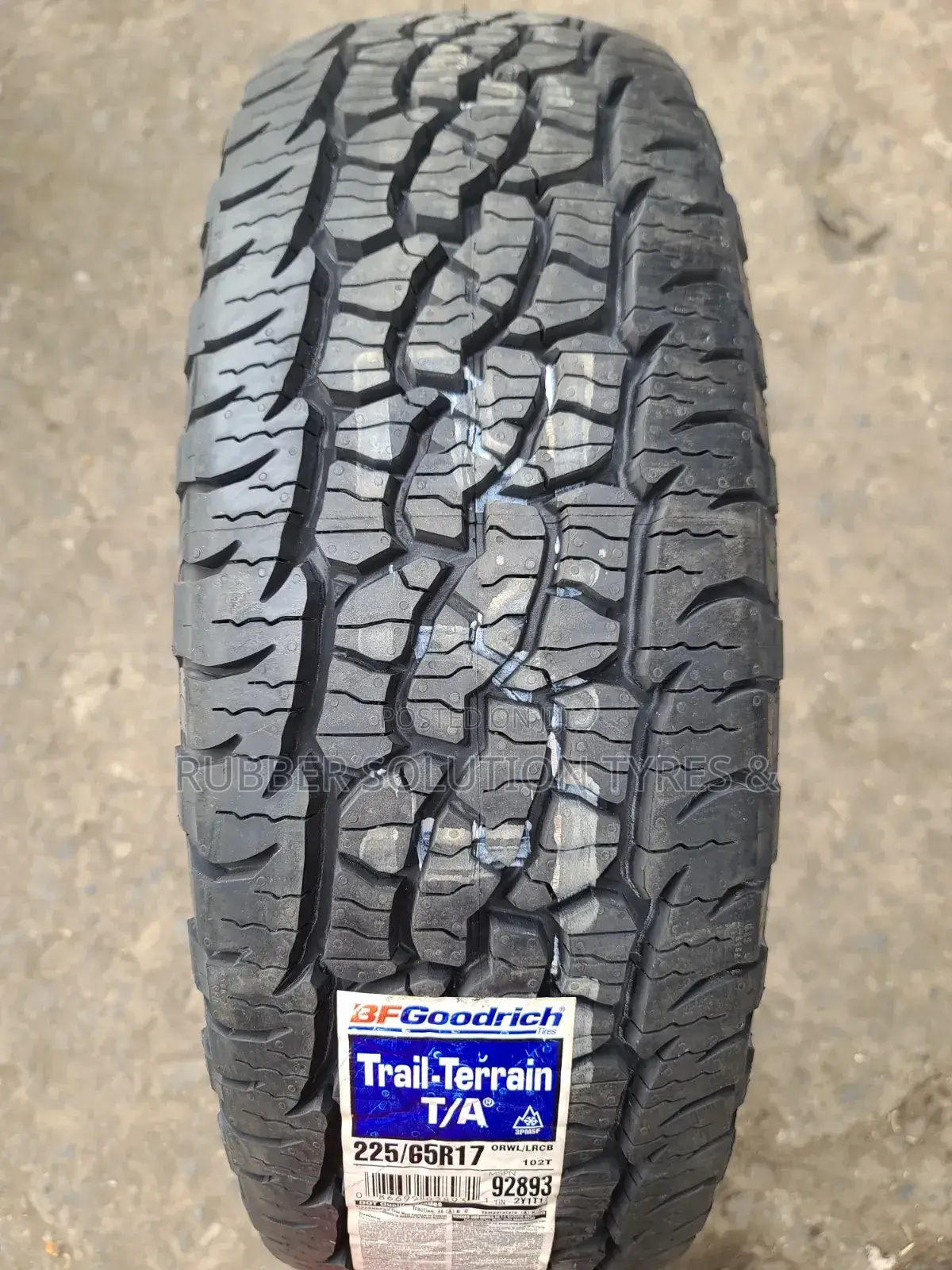 225/65 R17 Bf Goodrich Tyres a/T Trail-Terrain Made in U.S.A