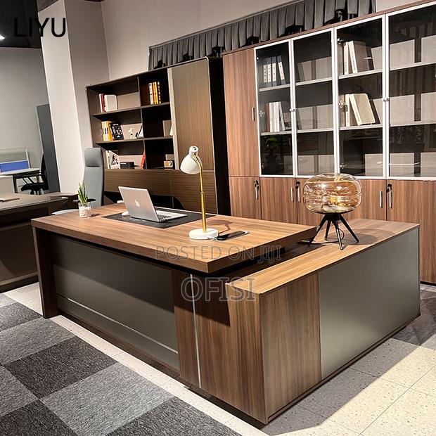 L-Shaped Executive Office Desk - thumbnail 3