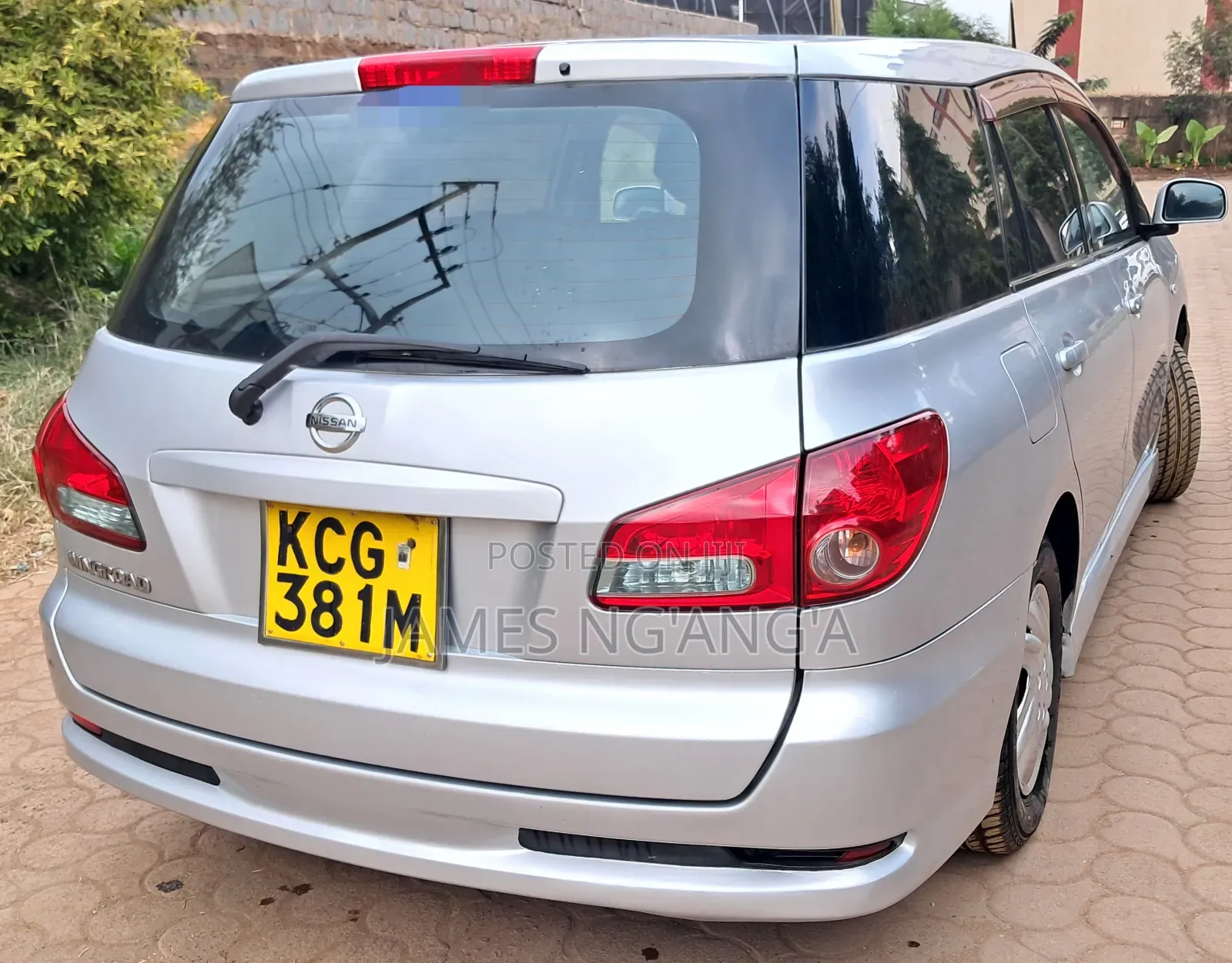 Nissan Wingroad 2009 Silver