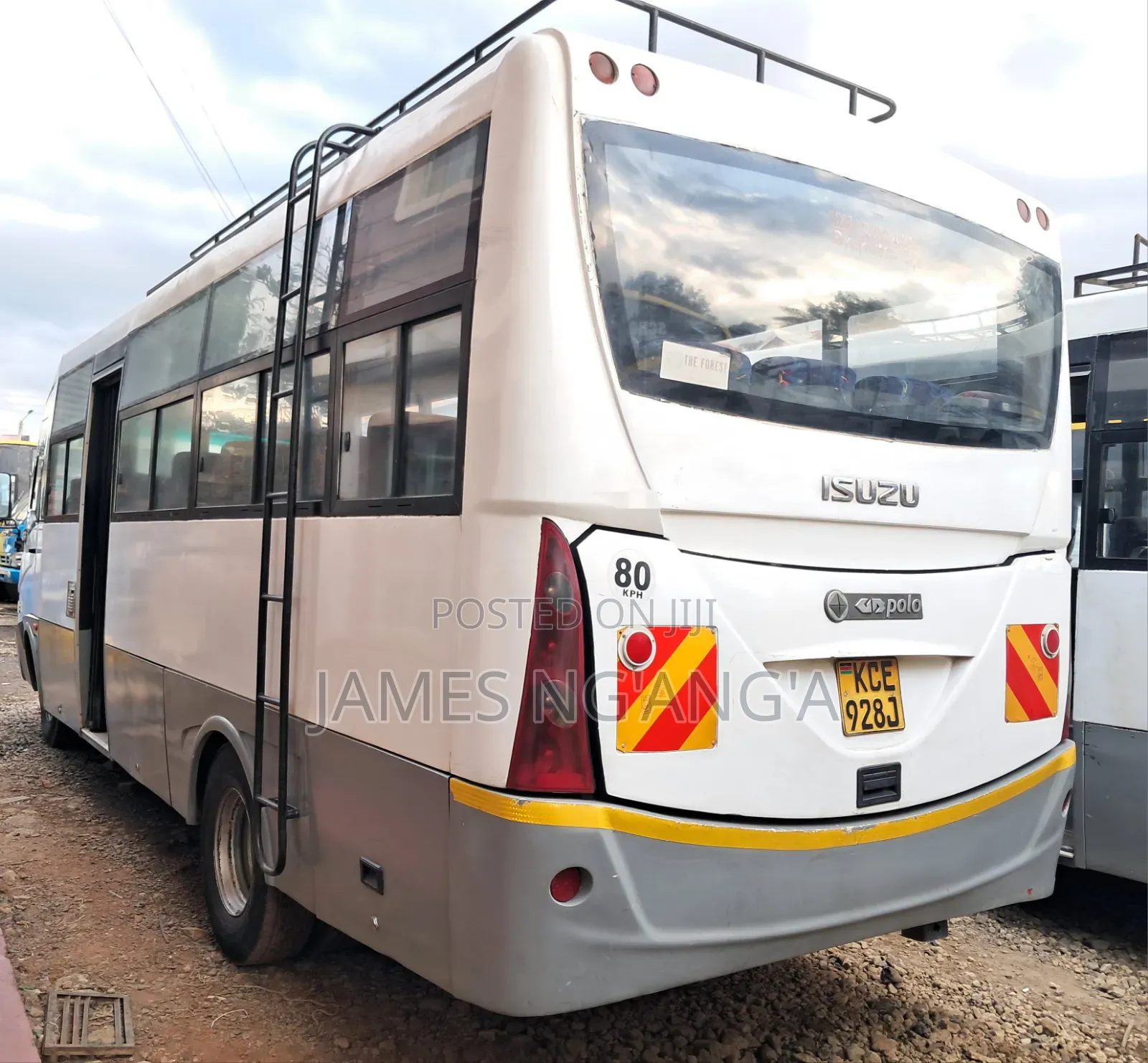 Isuzu NQR 2015 White