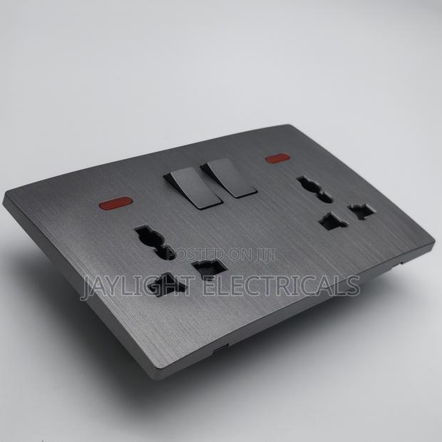 Uk Standard Wall Switch and Socket 13a - thumbnail 2