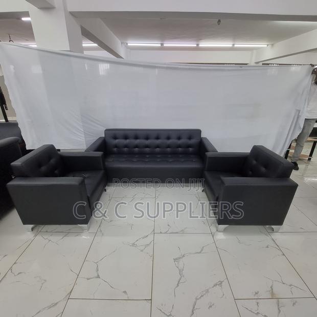 5-Seater Leather Sofa Set. - thumbnail 11