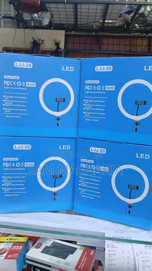 LJJ 20 Fill Ring Light