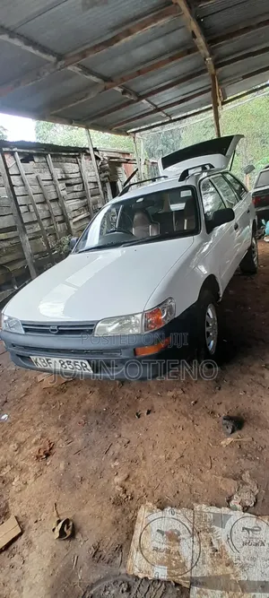 Toyota Corolla 2004 White