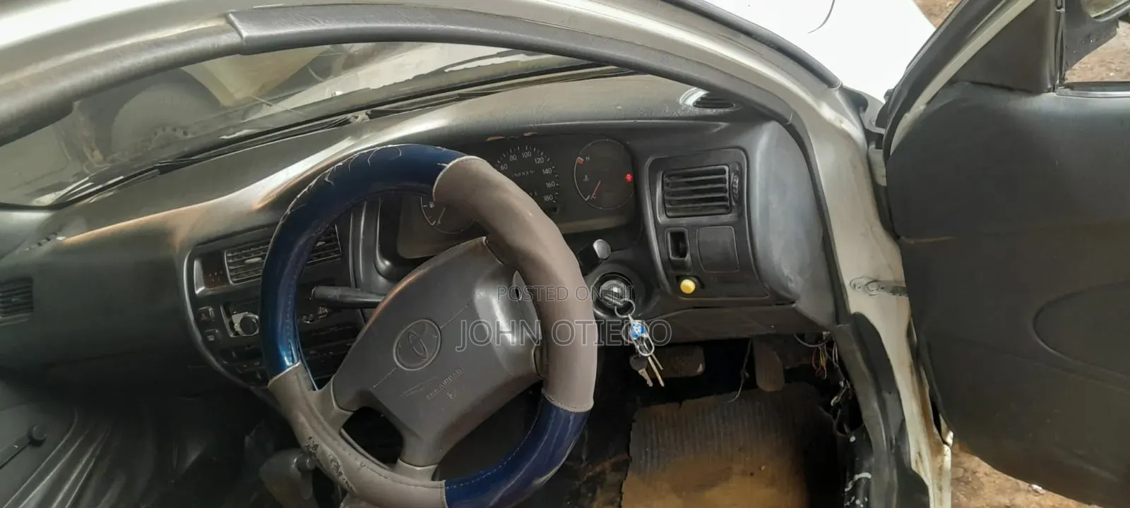Toyota Corolla 2004 White