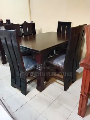 6-Seater Dining Set Rectangular Dark Wood Table With Cushioned Chairs