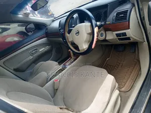 Nissan Bluebird 2007