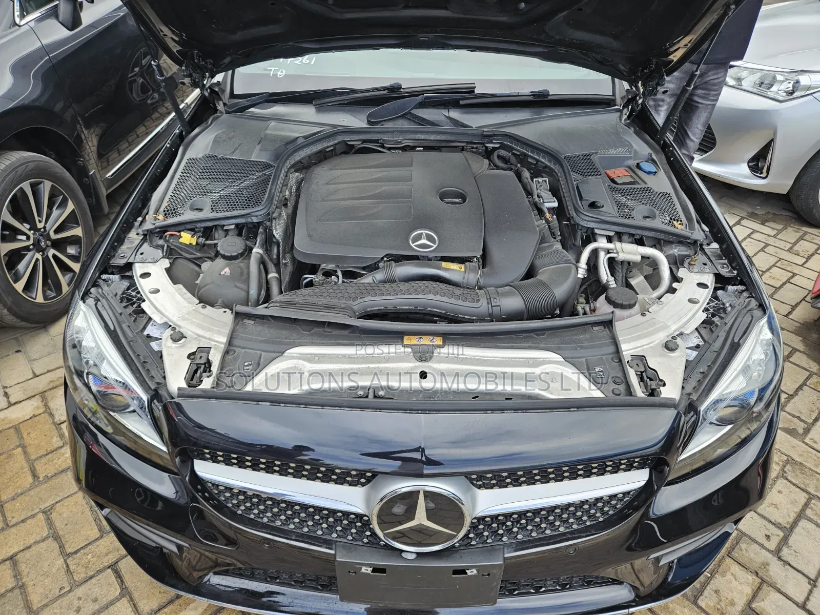 Mercedes-Benz C200 2019 Black