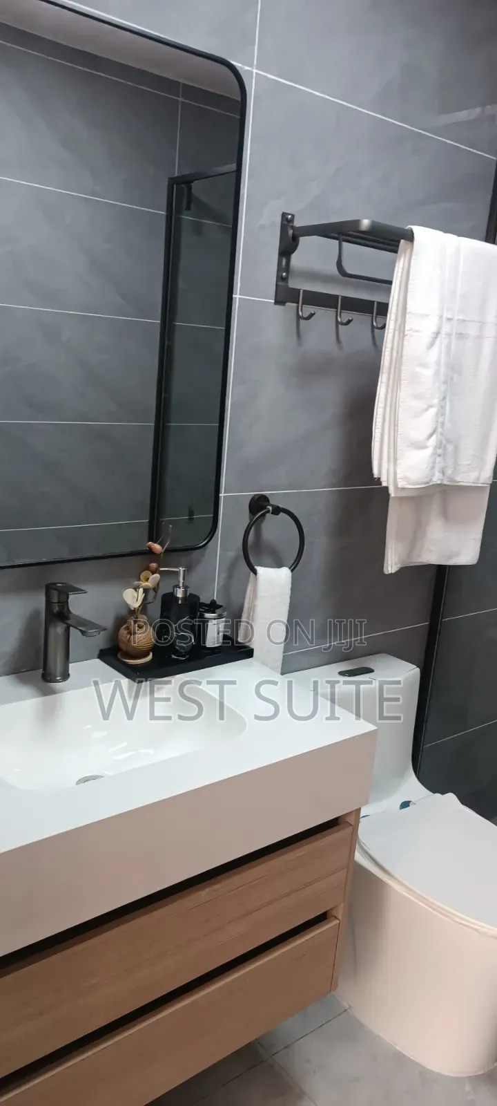 3bdrm Apartment in Westlands, Muthaiga North for sale