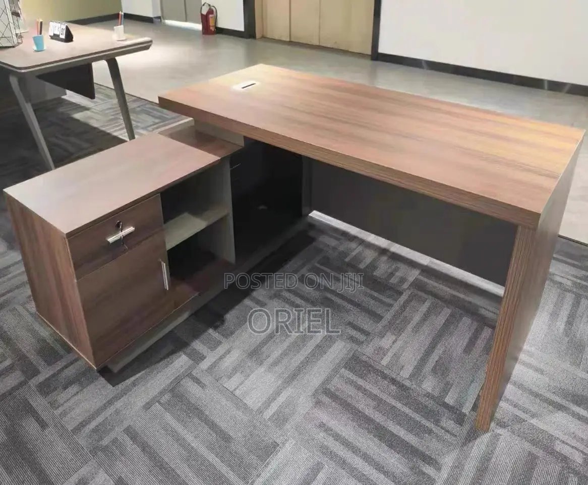 Office Desk : 1600mm Office Desk