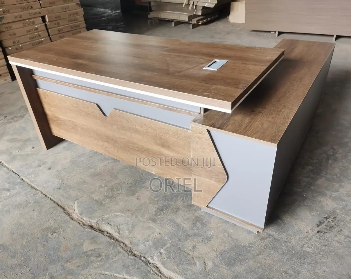 Office Desk : 1600mm Office Desk