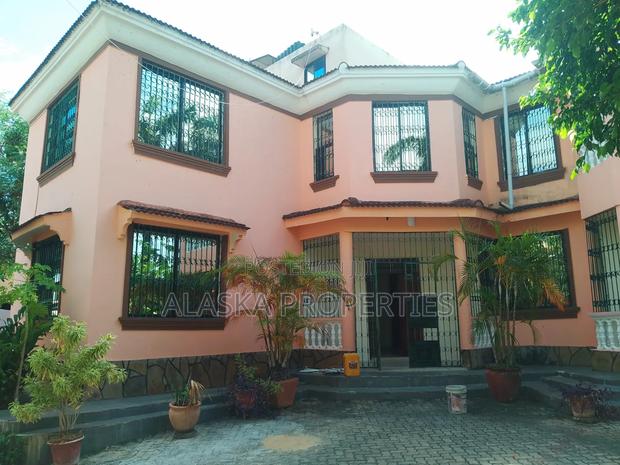 4bdrm Maisonette in Nyali Estate for rent