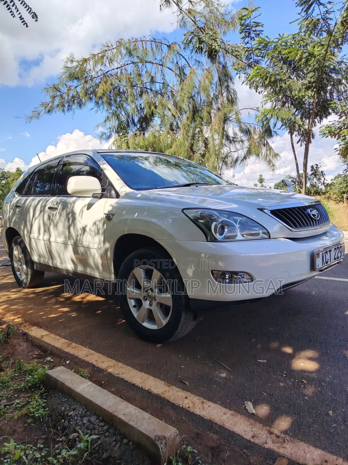 Toyota Harrier 2011 White