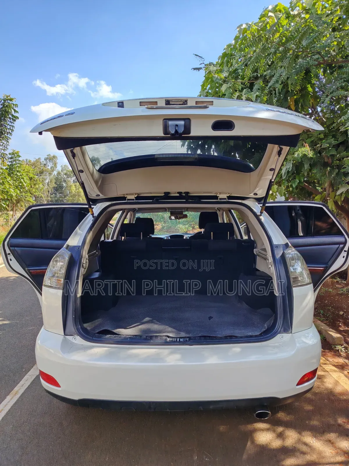 Toyota Harrier 2011 White