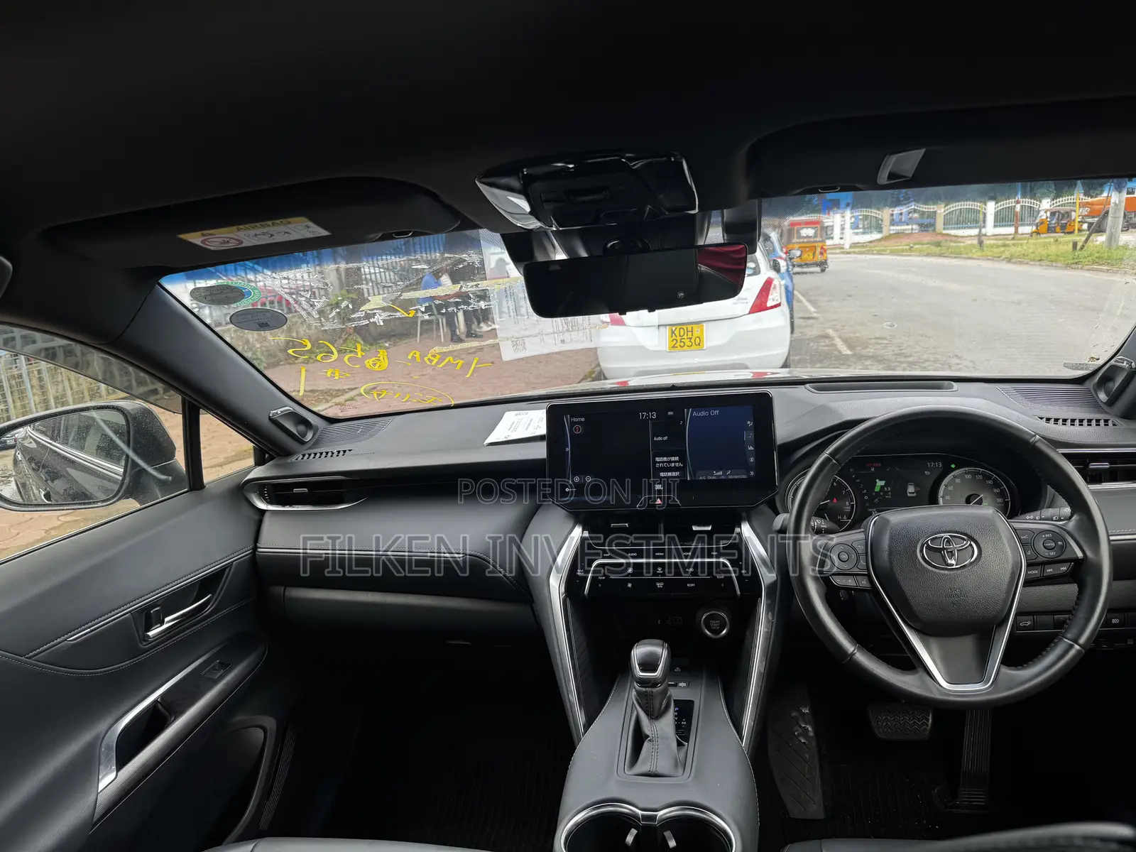 Toyota Harrier 2.0 4WD 2021 Black